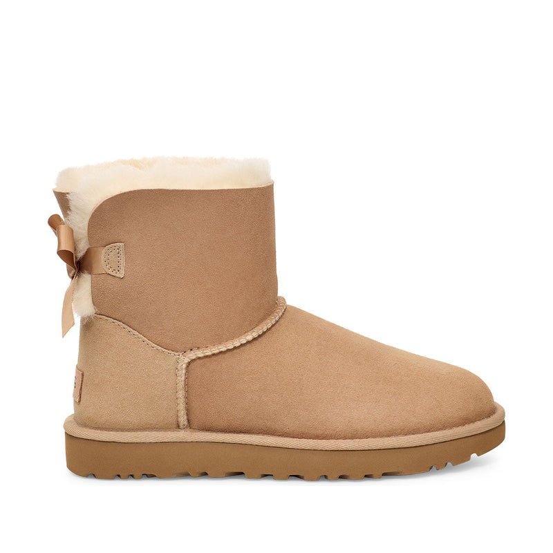 מגפי נשים UGG Mini Bailey Bow II צבע SAND