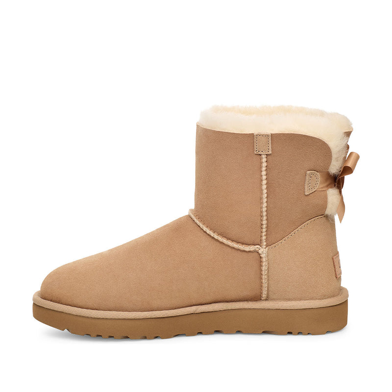 מגפי נשים UGG Mini Bailey Bow II צבע SAND