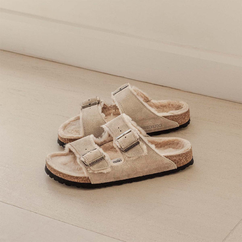 Birkenstock Arizona Shearling Taupe בירקנשטוק אריזונה פרווה כפכפי נשים בז׳